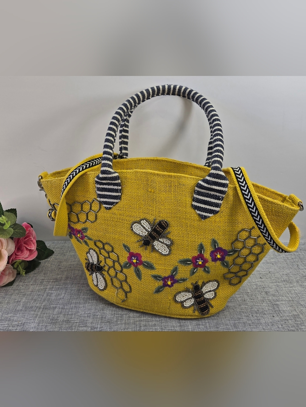 America & Beyond‎ Bead Embellished Bees & Flowers Burlap Yellow Tote Bag W Strap